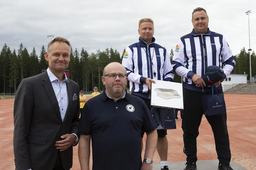 Tommi Nupponen ja Ossi Muurainen: kaikkien aikojen superpesistuomarit