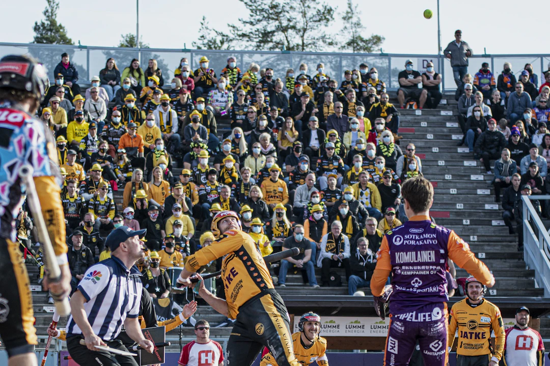 Miesten Superpesiksen kolmas loppuottelu 2020: Juho Hacklin, Ossi Muurainen, Aapo Komulainen