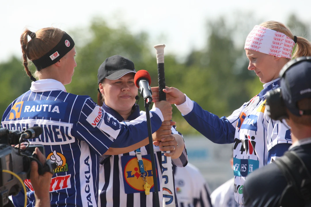 Naisten Itä-Länsi-ottelu 2016, Kouvola: hutunkeitto