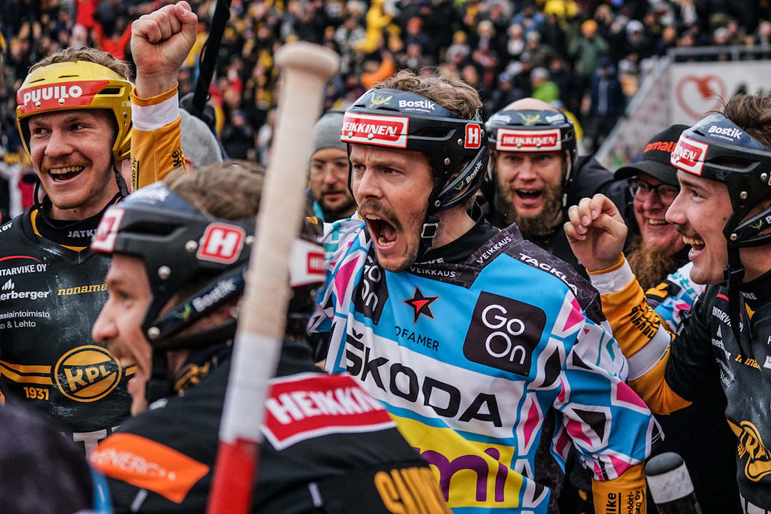 Janne Kivipelto, Kouvolan Pallonlyöjät