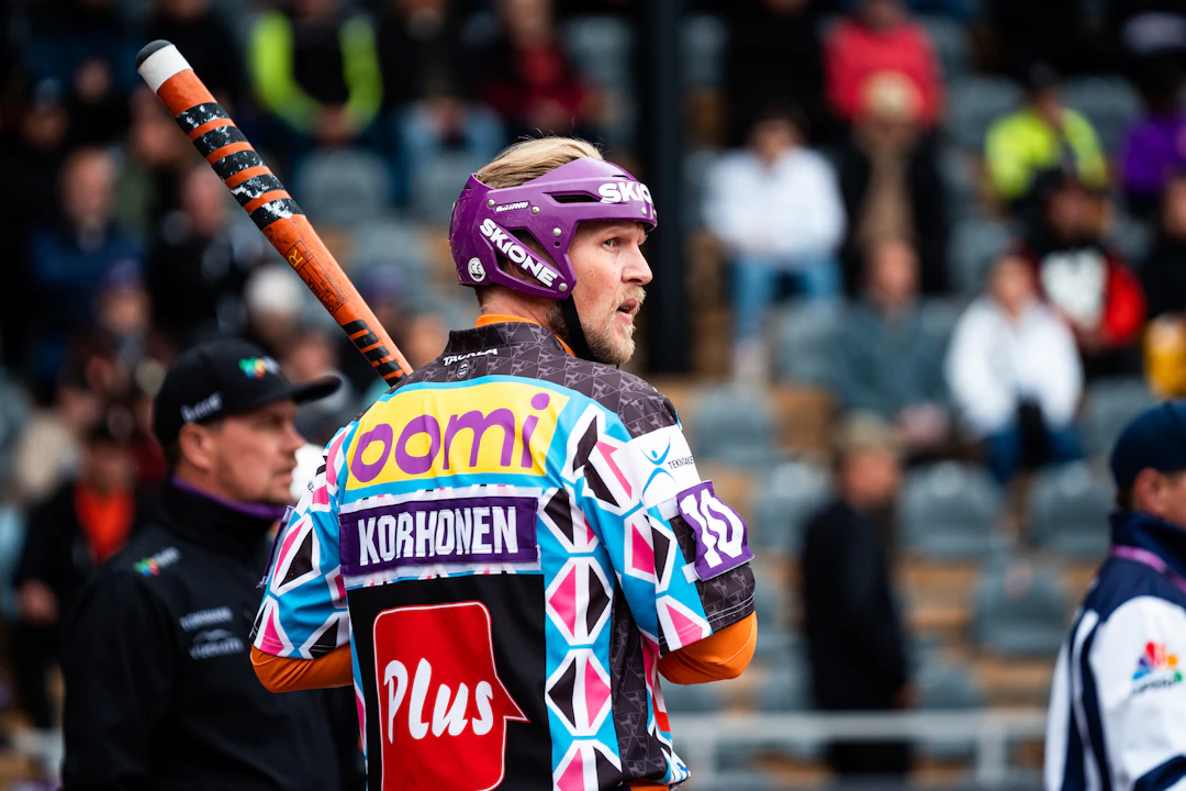 Roope Korhonen on edustanut kaudesta 2000 alkaneella superpesisurallaan aina Sotkamon Jymyä. Kuva: SuperJymy