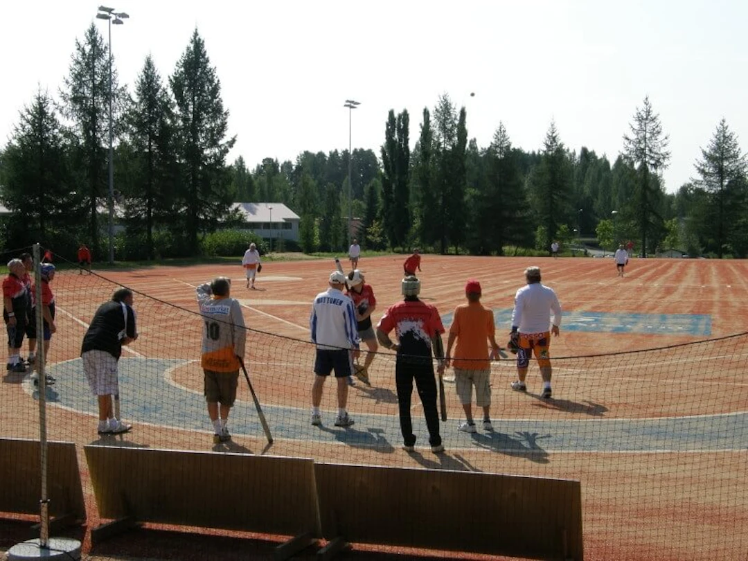 Harmaakarhut16(1)