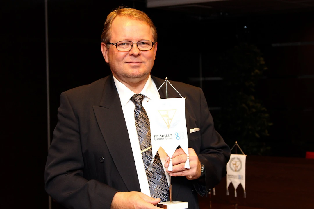 Unto-Väisänen-2012.jpg