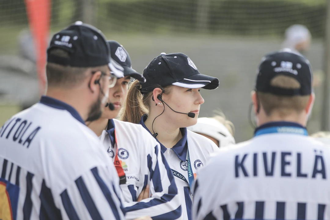 A-poikien Itä-Länsi 2019, tuomarit