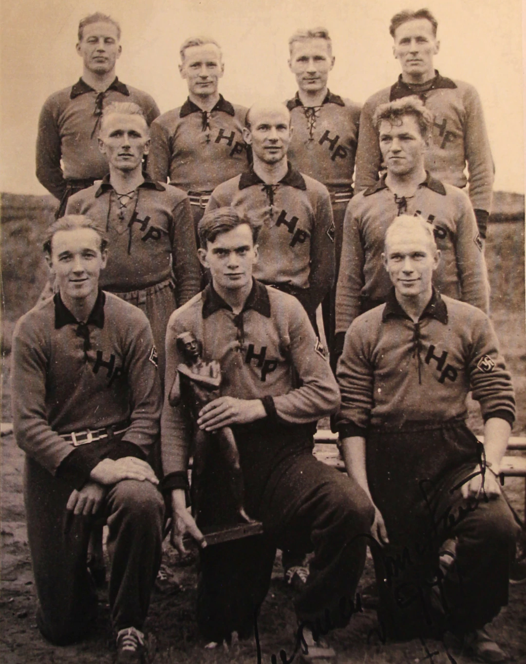 HP-1947.jpg