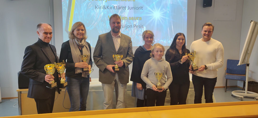 Seura-ja-joukkue-palkinnot.jpg