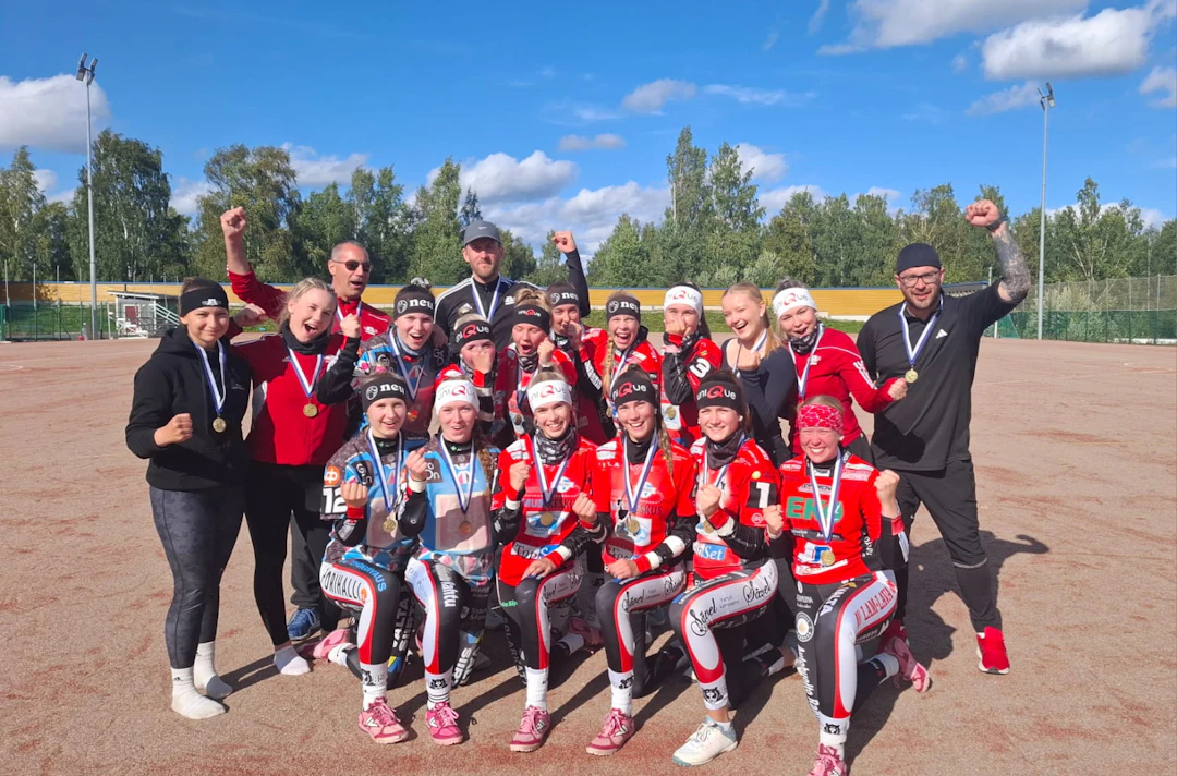 Tyttöjen Ykköspesis 2024: Pesäkarhut-Akatemia, Pori