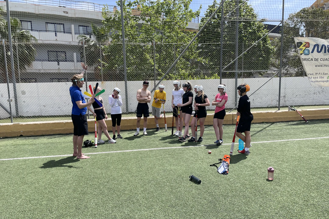 Ylakoululeiritys-2023-Benalmadena-Perttu-opettaa