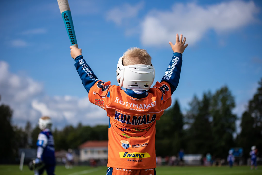 Naperoleiri 2023: kädet ilmaan
