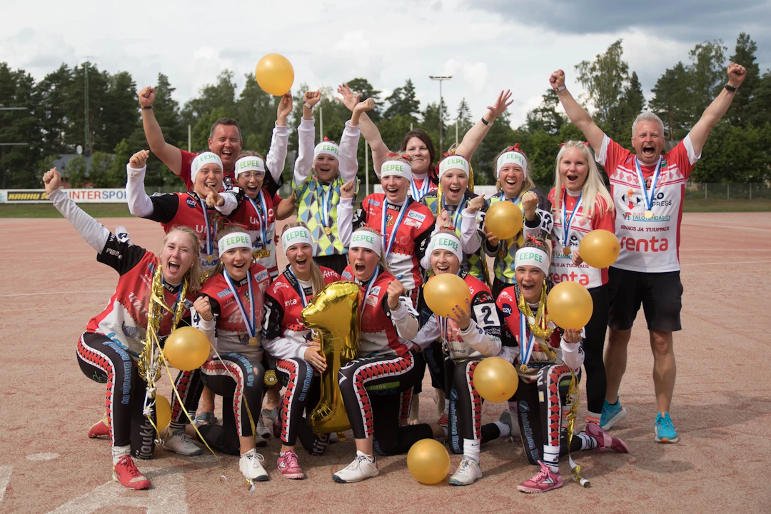 Tyttöjen vuoden 2024 mestarijoukkue Seinäjoen Maila-Jussit. Kuva: Hanna Heinonen