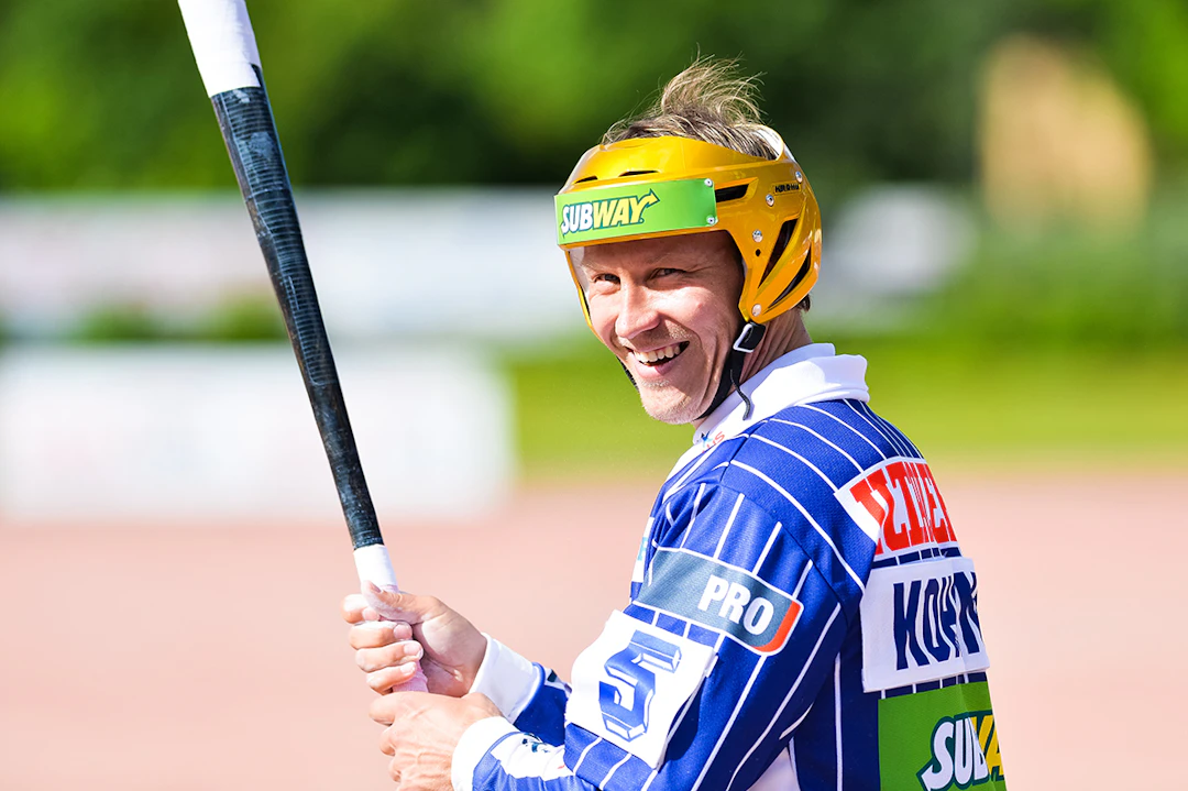 Toni Kohonen on pelannut ennätykselliset 22 arvo-ottelua urallaan. Kuvassa Kohonen hymyilee Hyvinkään Itä-Lännessä kesällä 2015. Kuva: Jukka Rasimus