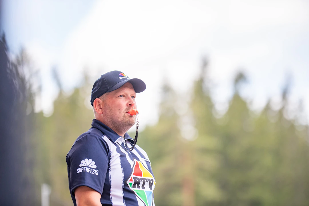 Kalle Hietanen, pelituomari