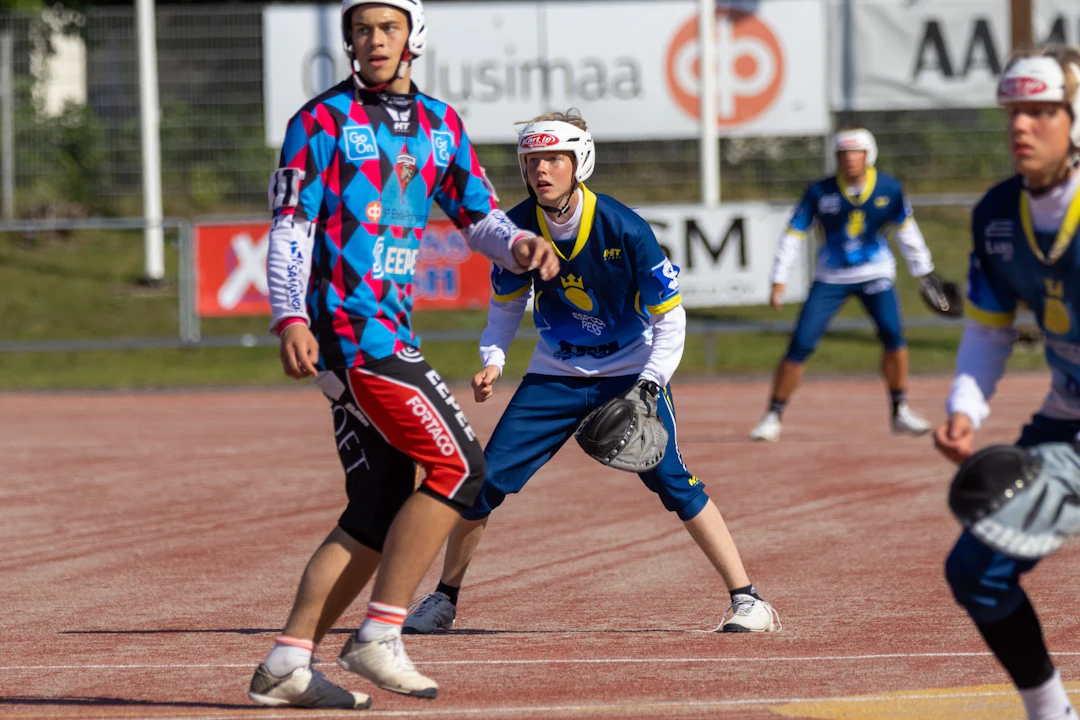 Koskenkorvan Urheilijat vs. Espoon Pesis Nuorisoleirin kilpasarjassa