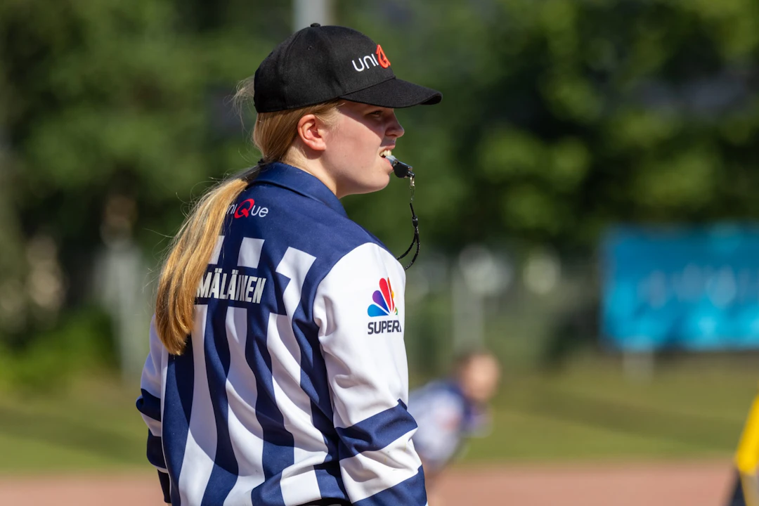 Laura Hämäläinen, pelituomari