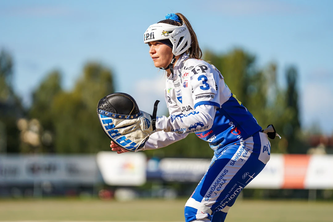 Emma Kiviniemi, Lapuan Virkiä