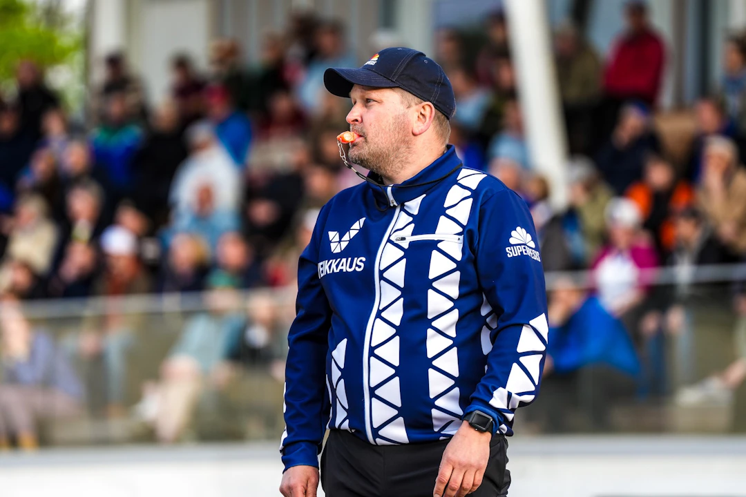 Kalle Hietanen, pelituomari