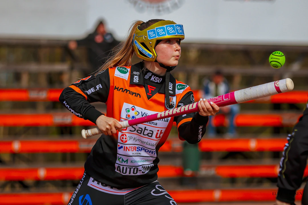Inka Hovi, Haminan Palloilijat