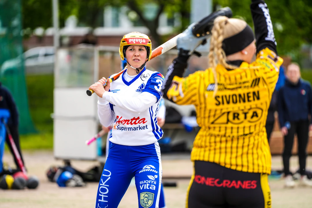 Erica Rosendahl lyömässä