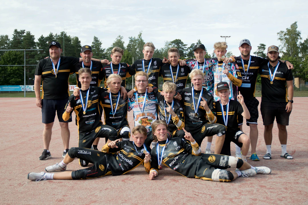 KPL:n vuoden 2024 Nuorisoleirin kultajoukkue. Kuva: Hanna Heinonen