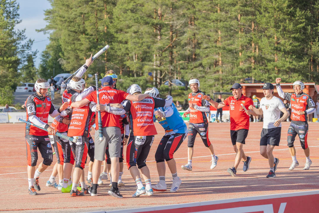 Koskenkorvan Urheilijat miesten Ykköspesiksessä 2025