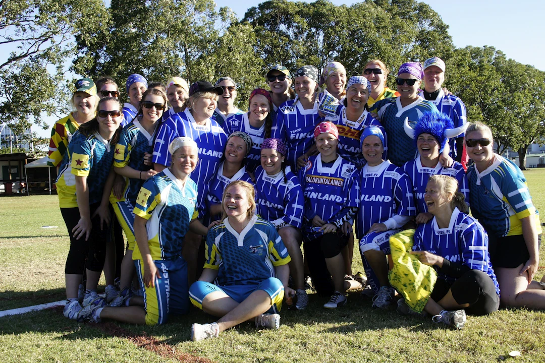 Australian ja Suomen joukkueet yhteiskuvassa 2012
