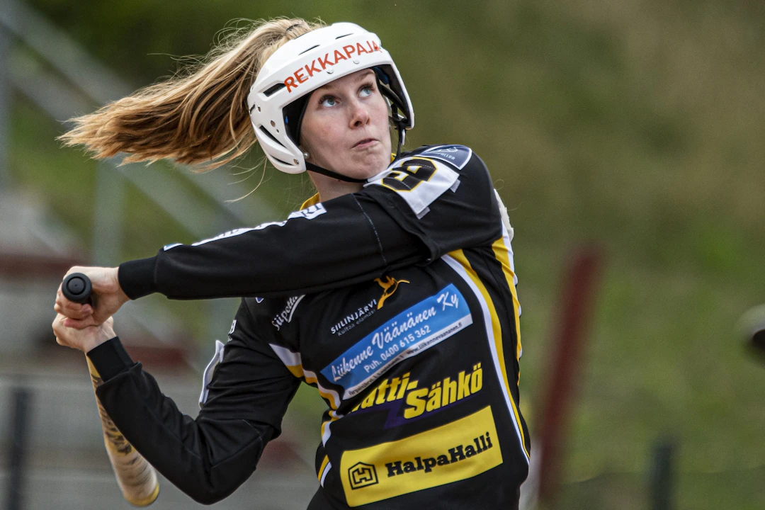 Jemina Vainionperä pelasi Siilinjärven Pesiksen Superpesis-joukkueessa 2021