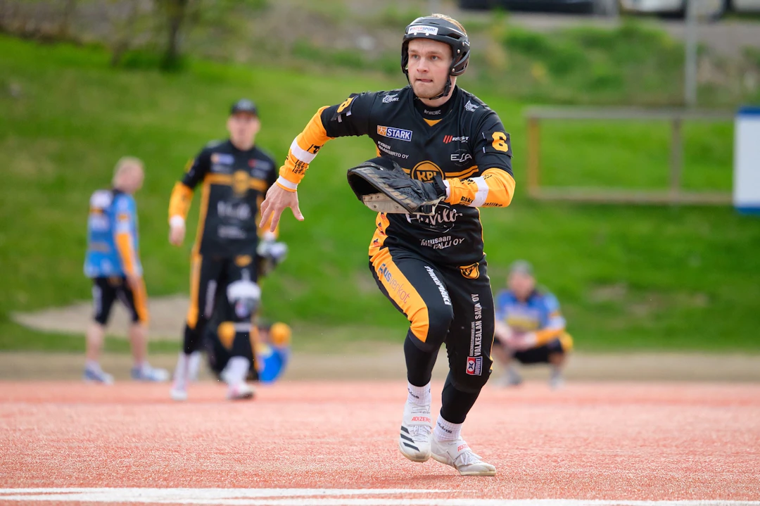 Isto Kauppinen, Kouvolan Pallonlyöjät