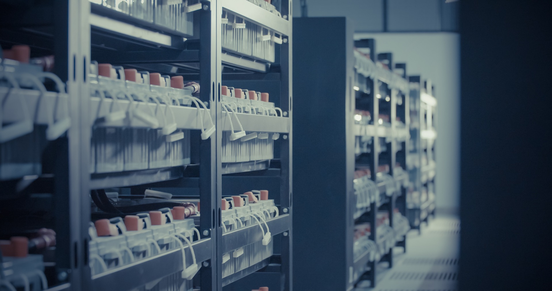 Improving Energy Efficiency in Data Centers: Practical Approaches for Smarter Operations