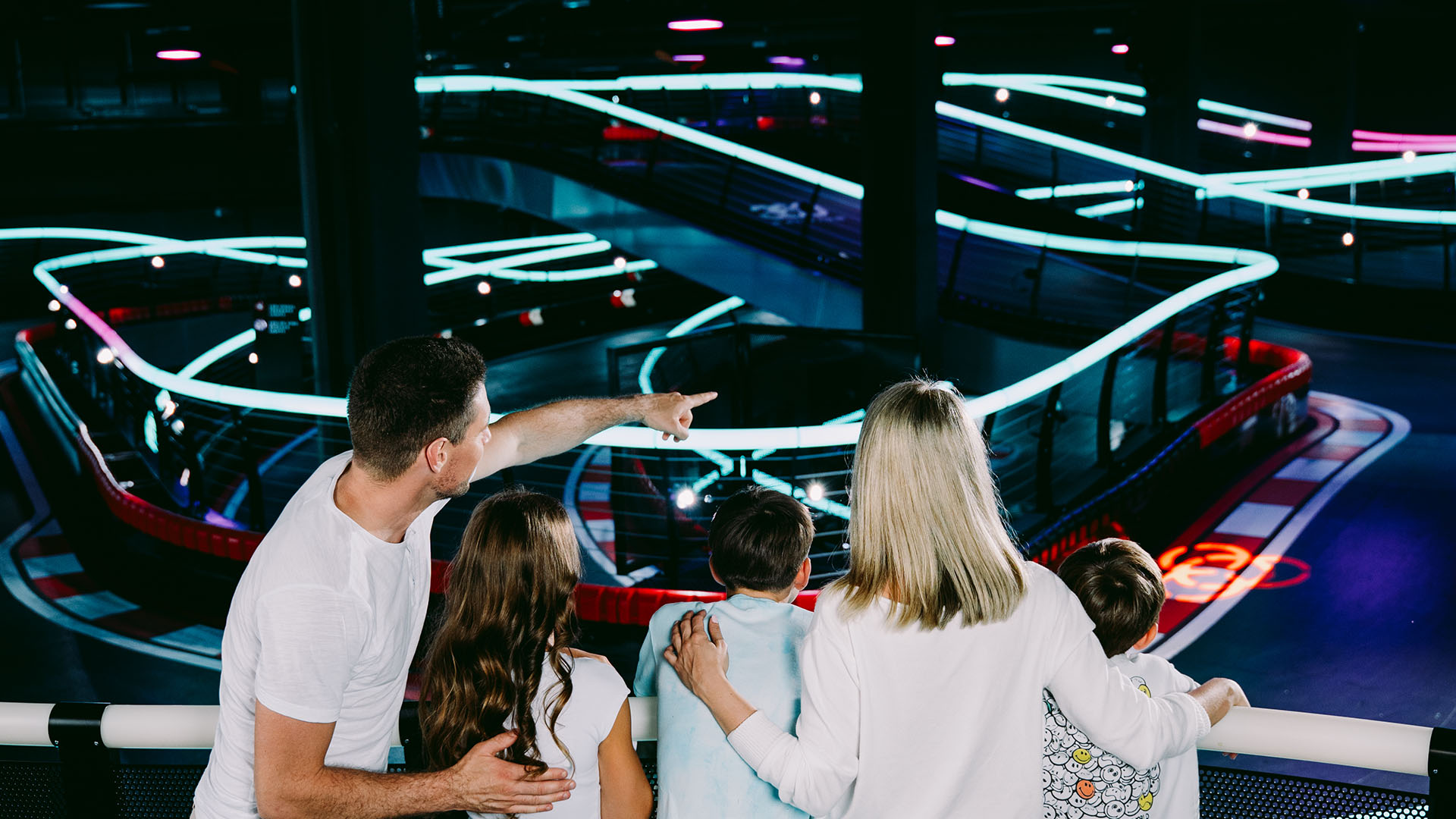 SpaceKart - Family Entertainment Center