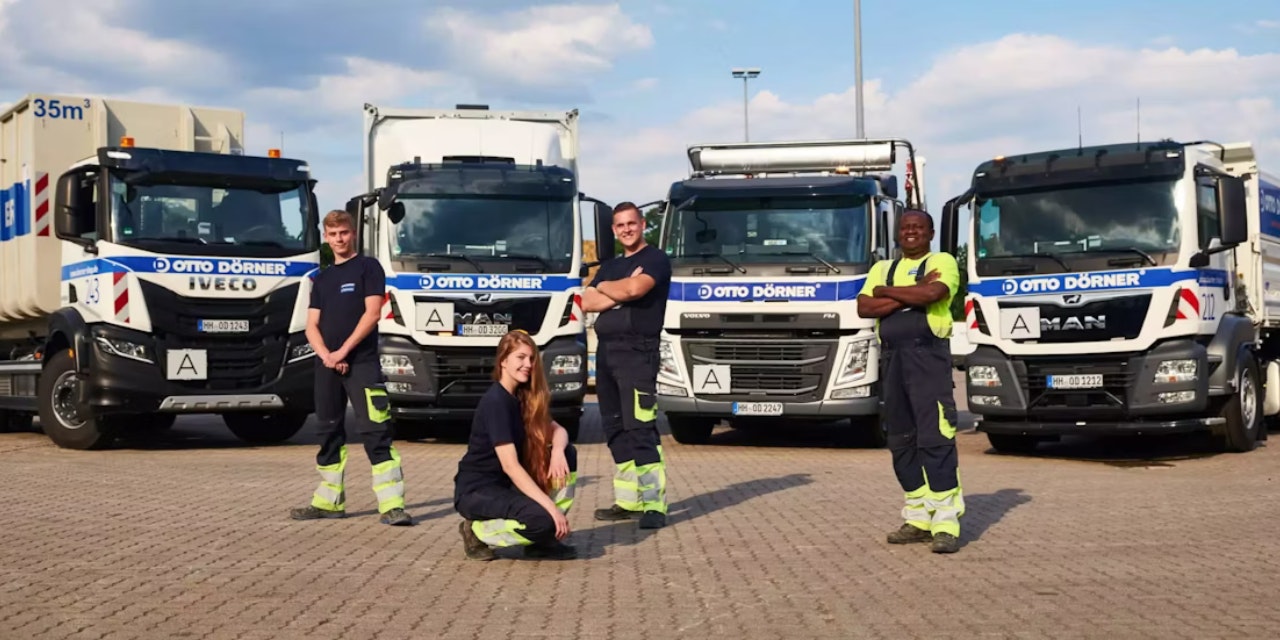 Mensen en trucks bij OTTO DÖRNER