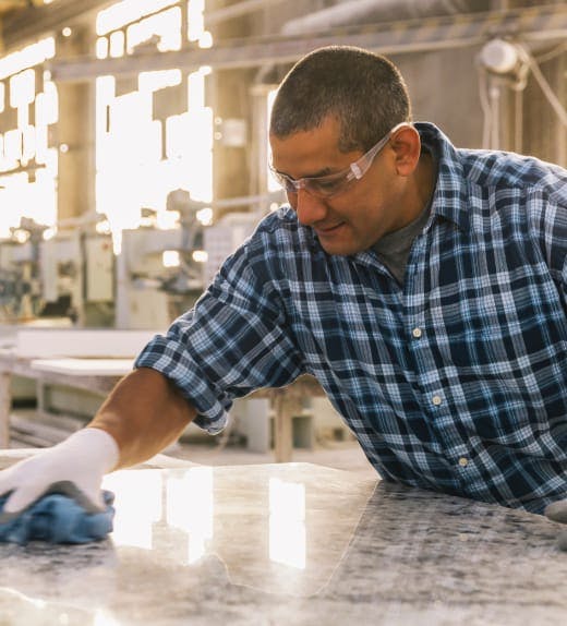 Shoulder specialty media