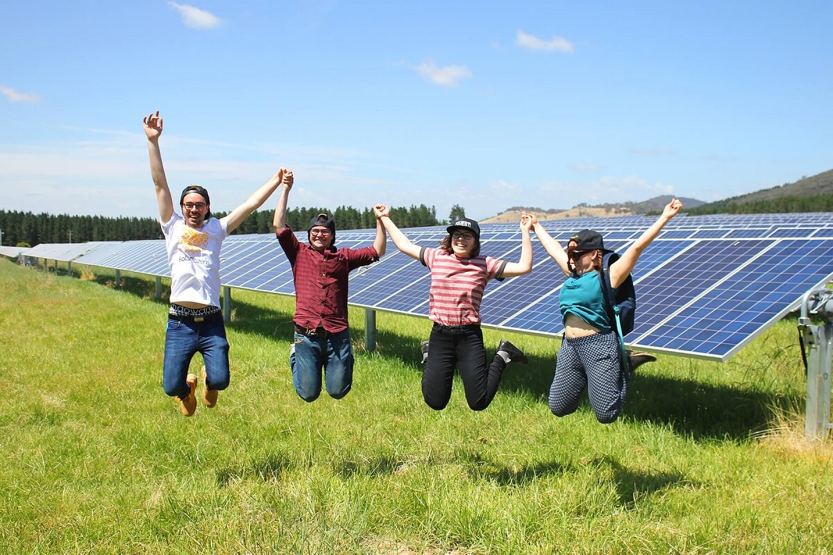 alt="Future Super members at Mount Majura Solar Farm, ACT (Renewable Energy Day, 2016)"