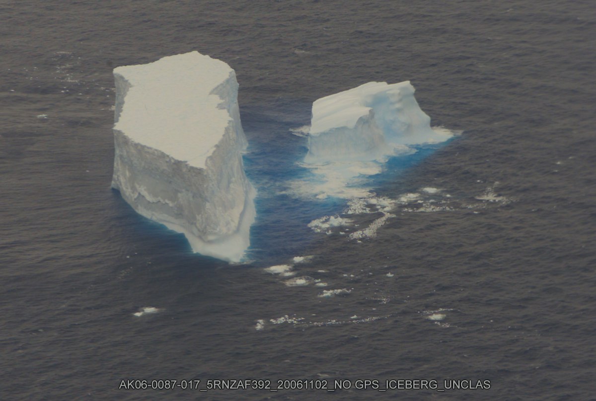 Floating icebergs — Science Learning Hub
