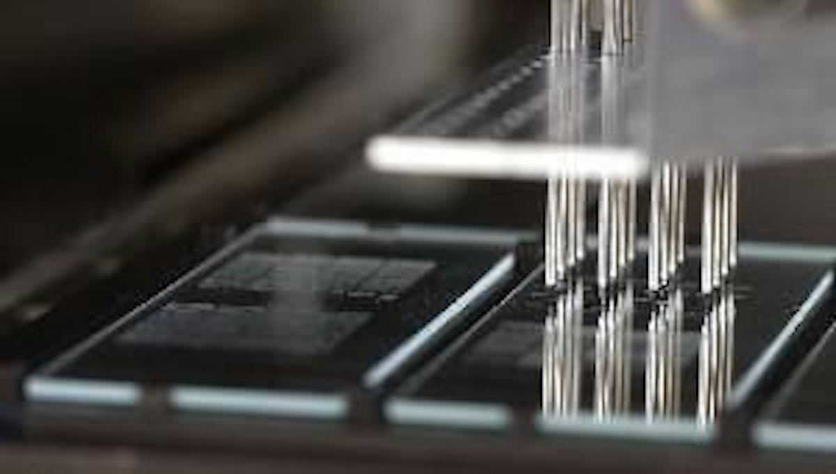 Microarray robot — Science Learning Hub