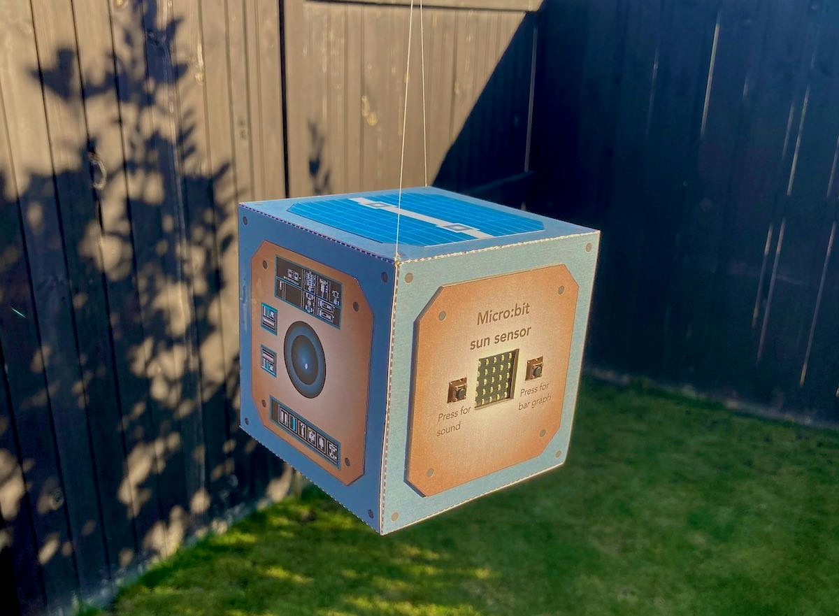 Make a model CubeSat and micro:bit sun sensor