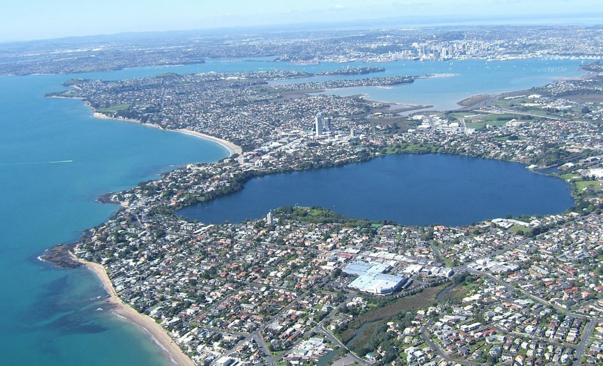 Pupuke Moana (Lake Pupuke) — Science Learning Hub
