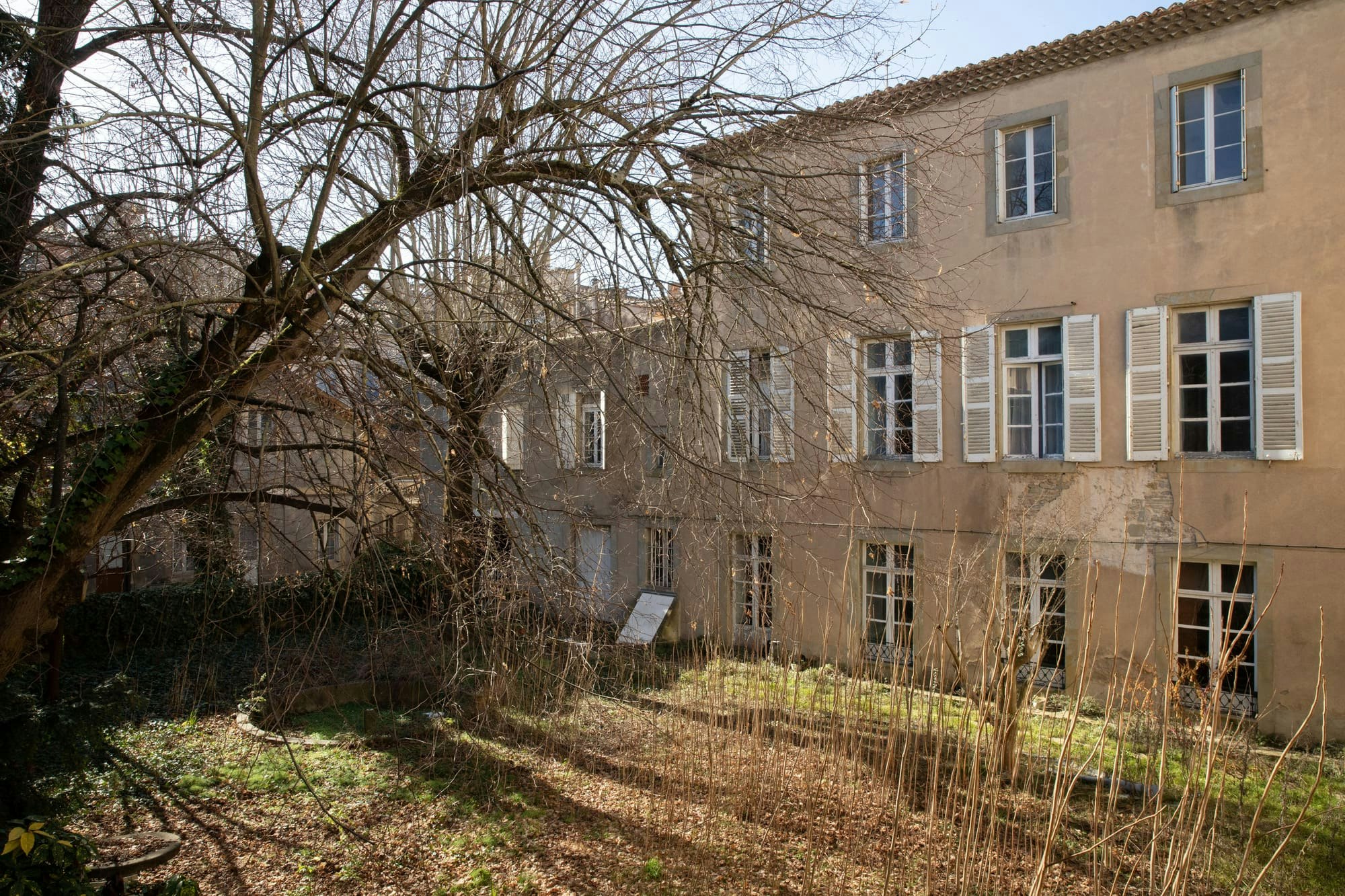 Le Clos Aimé, cour intérieure avant réhabilitation