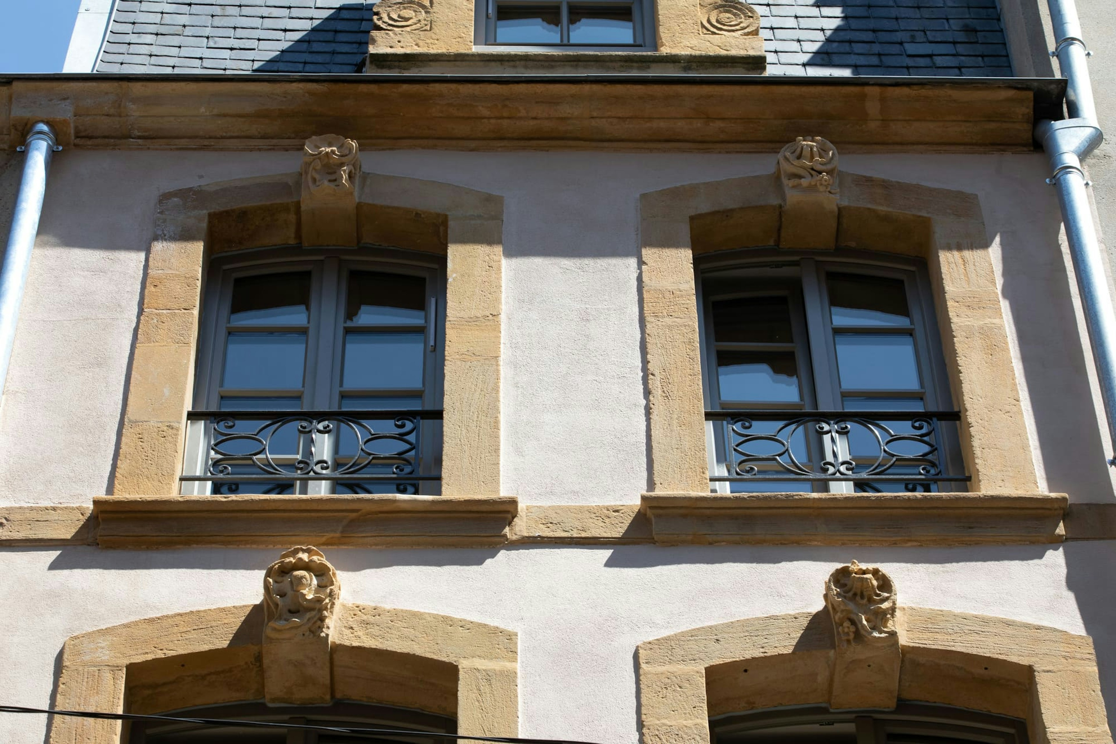 window, bay window, architecture, building