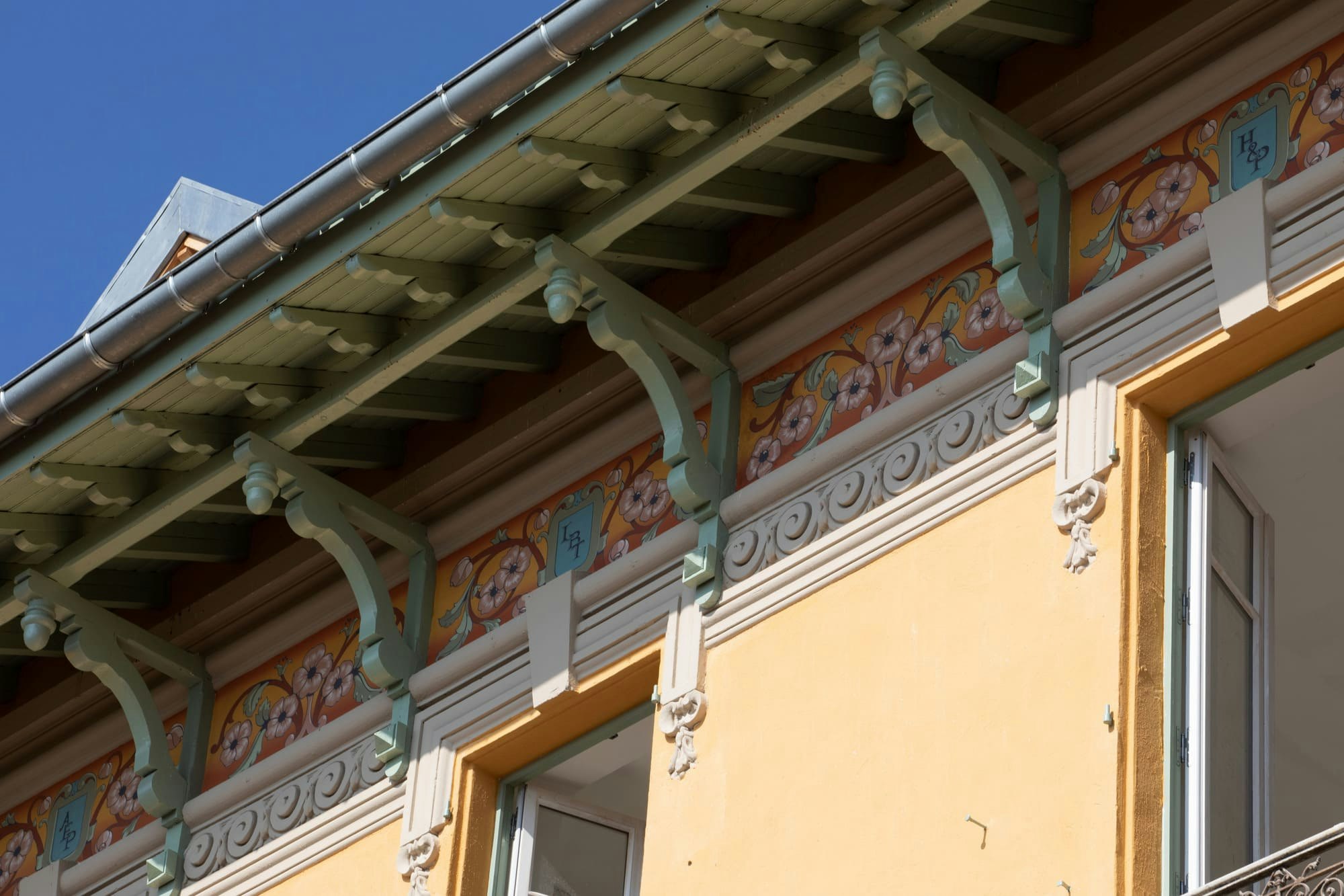 architecture, building, house, housing, roof, gutter