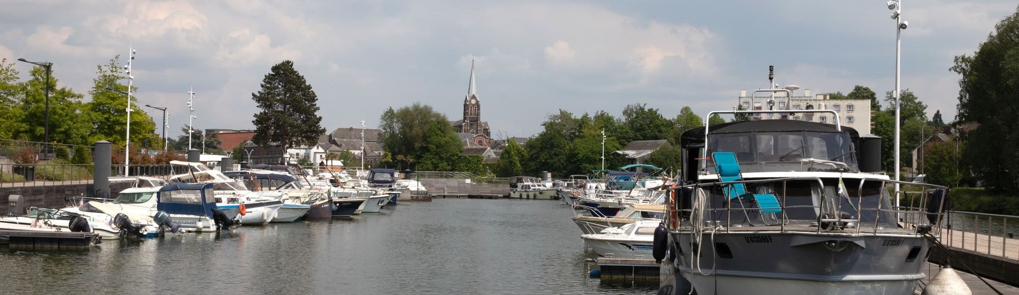 water, waterfront, harbor, pier, marina, boat, port, yacht, chair, watercraft