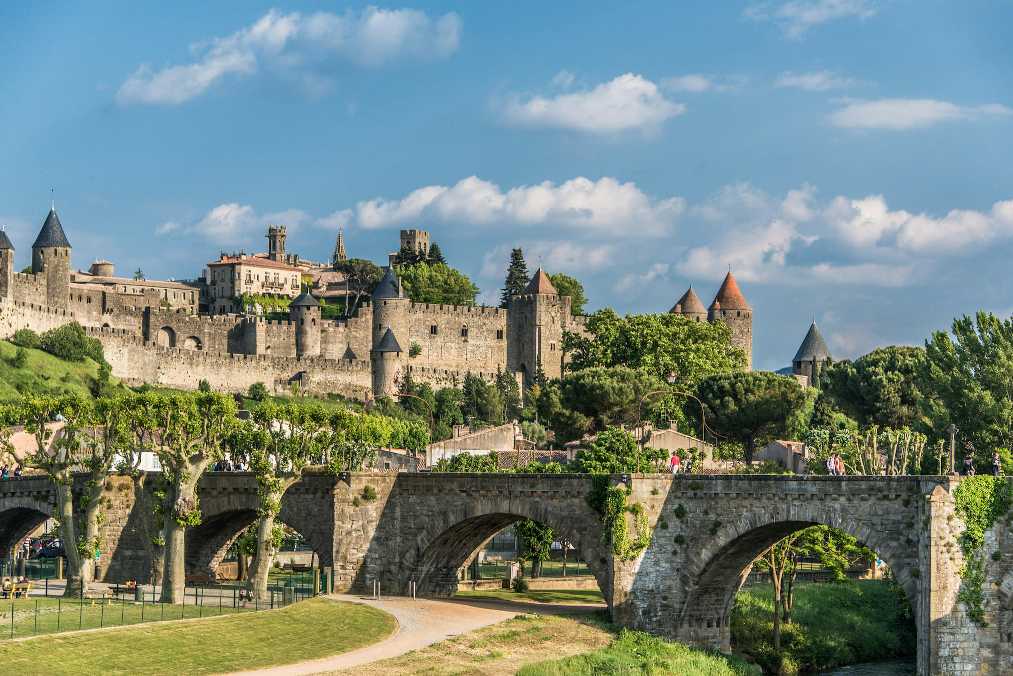 architecture, building, castle, fortress, person, arch, car, vehicle, cityscape, urban