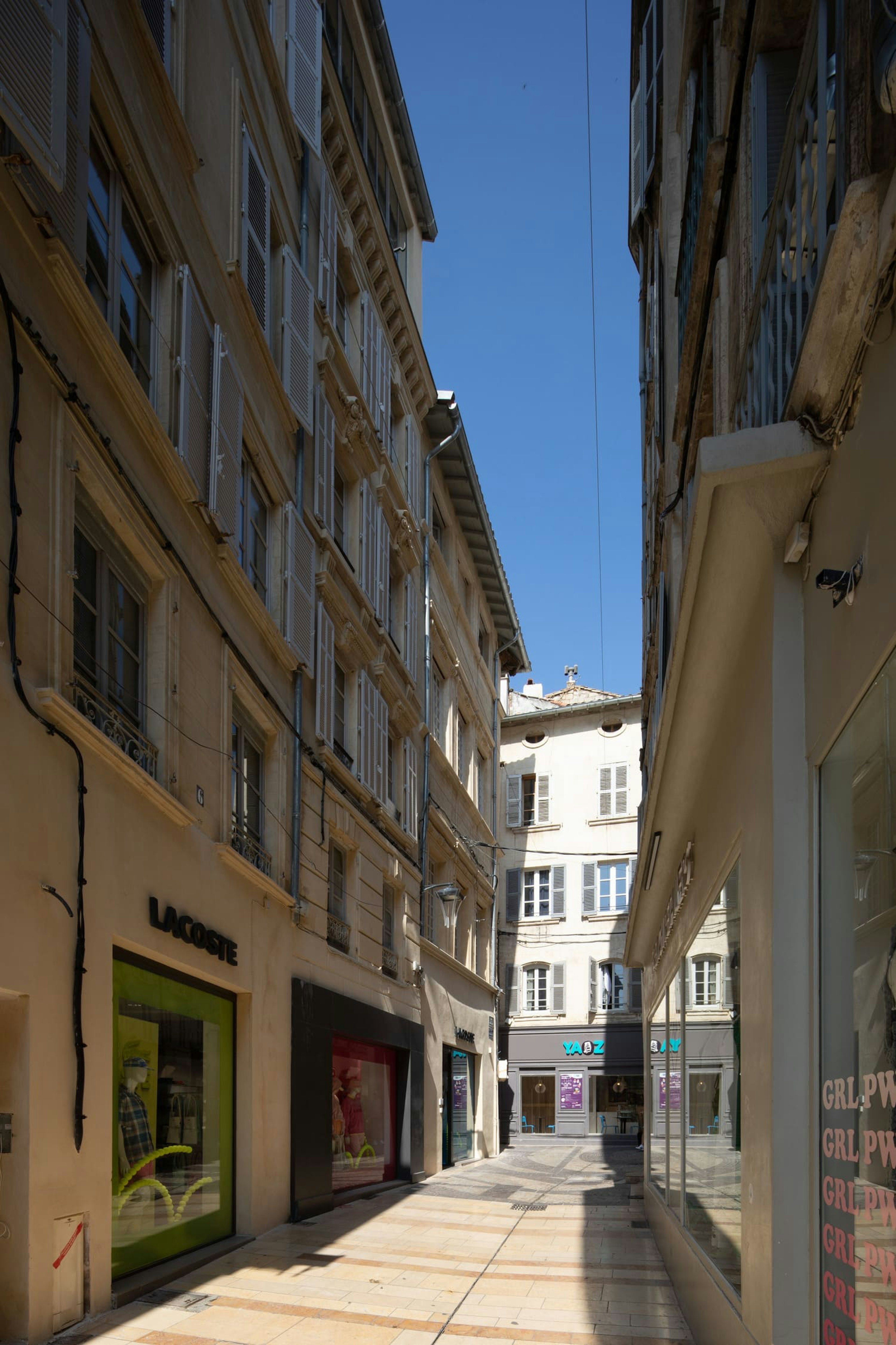 city, road, street, urban, path, walkway, alley, neighborhood, condo, flagstone
