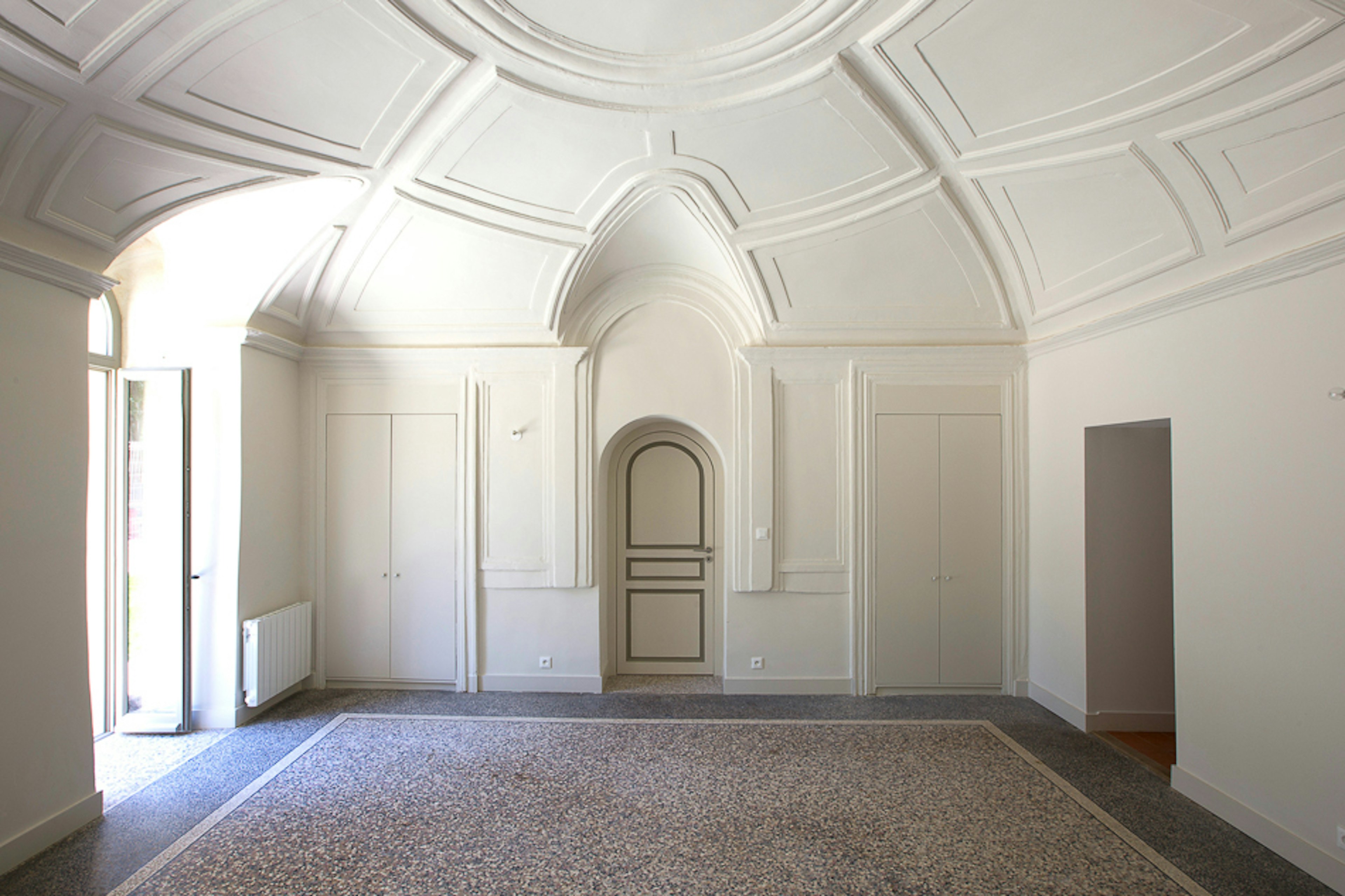 Nîmes - Maison Auguste