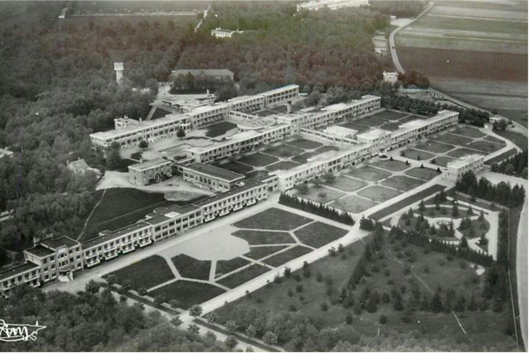 airport, terminal, architecture, building, outdoors, airfield