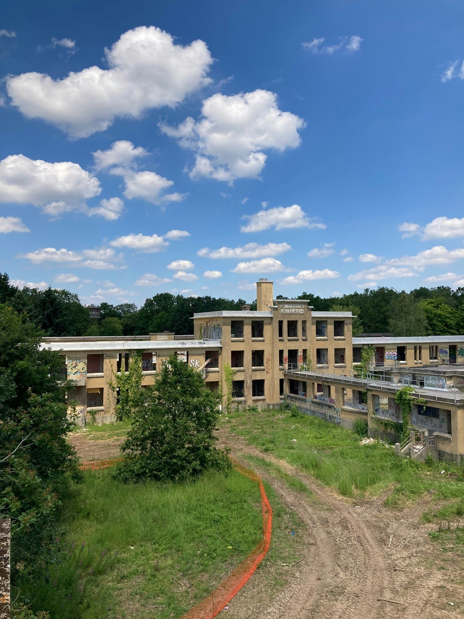 nature, outdoors, sky, architecture, building, building complex, urban, city