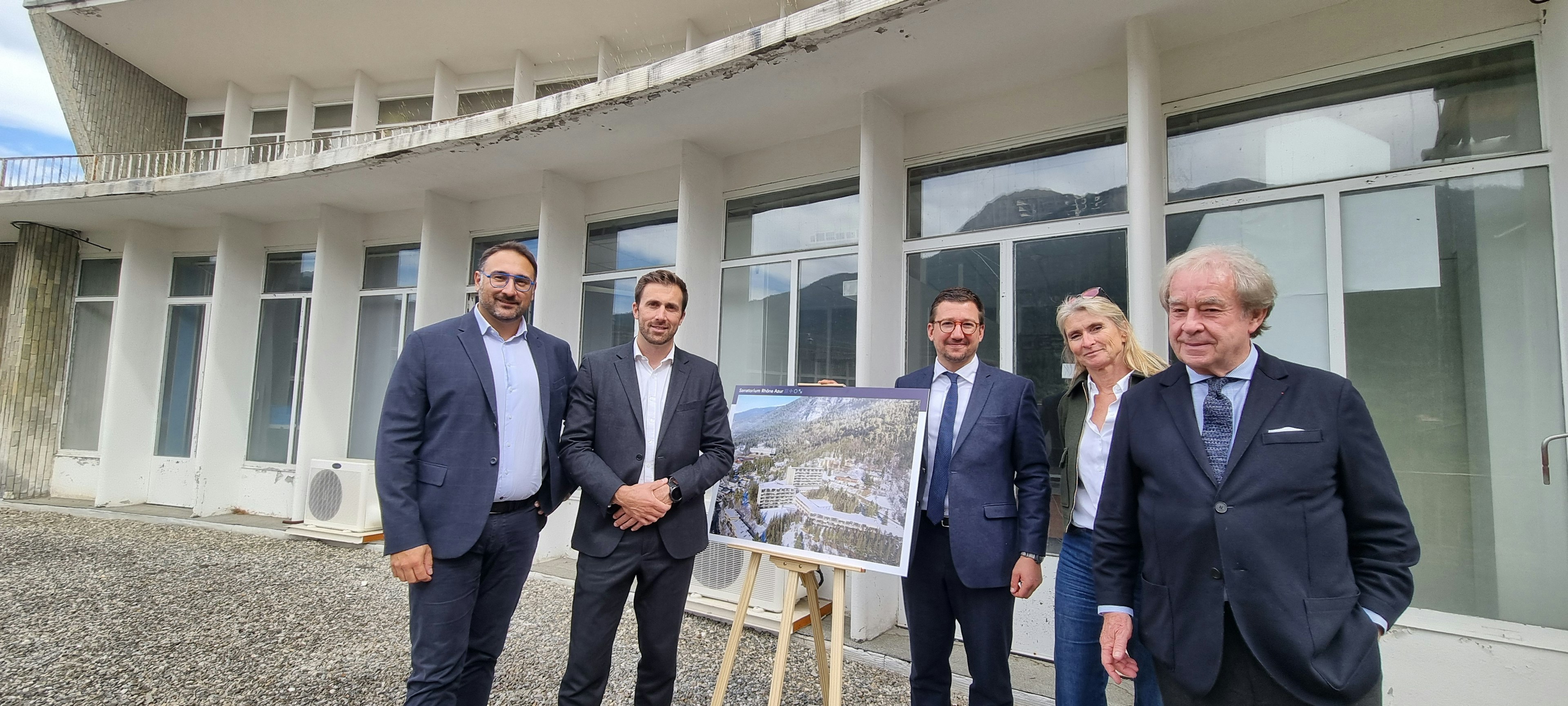 brian, groupshot, person, adult, male, man, blazer, coat, tie, suit, glasses