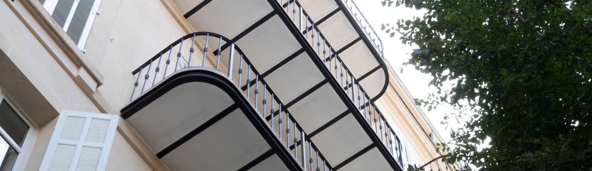 handrail, architecture, balcony, building, condo, housing, railing