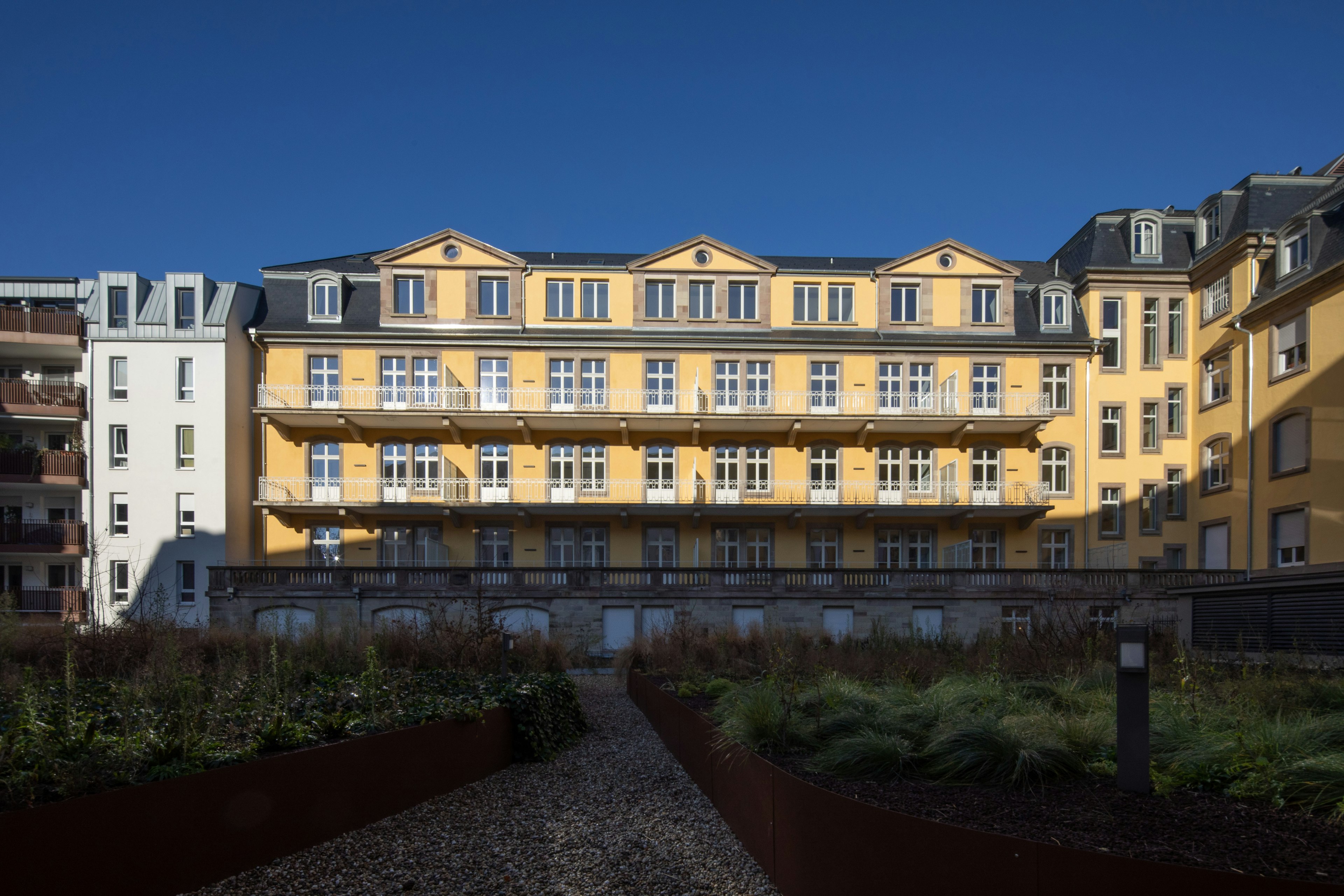 city, apartment building, architecture, building, high rise, urban, condo, housing, building complex, neighborhood