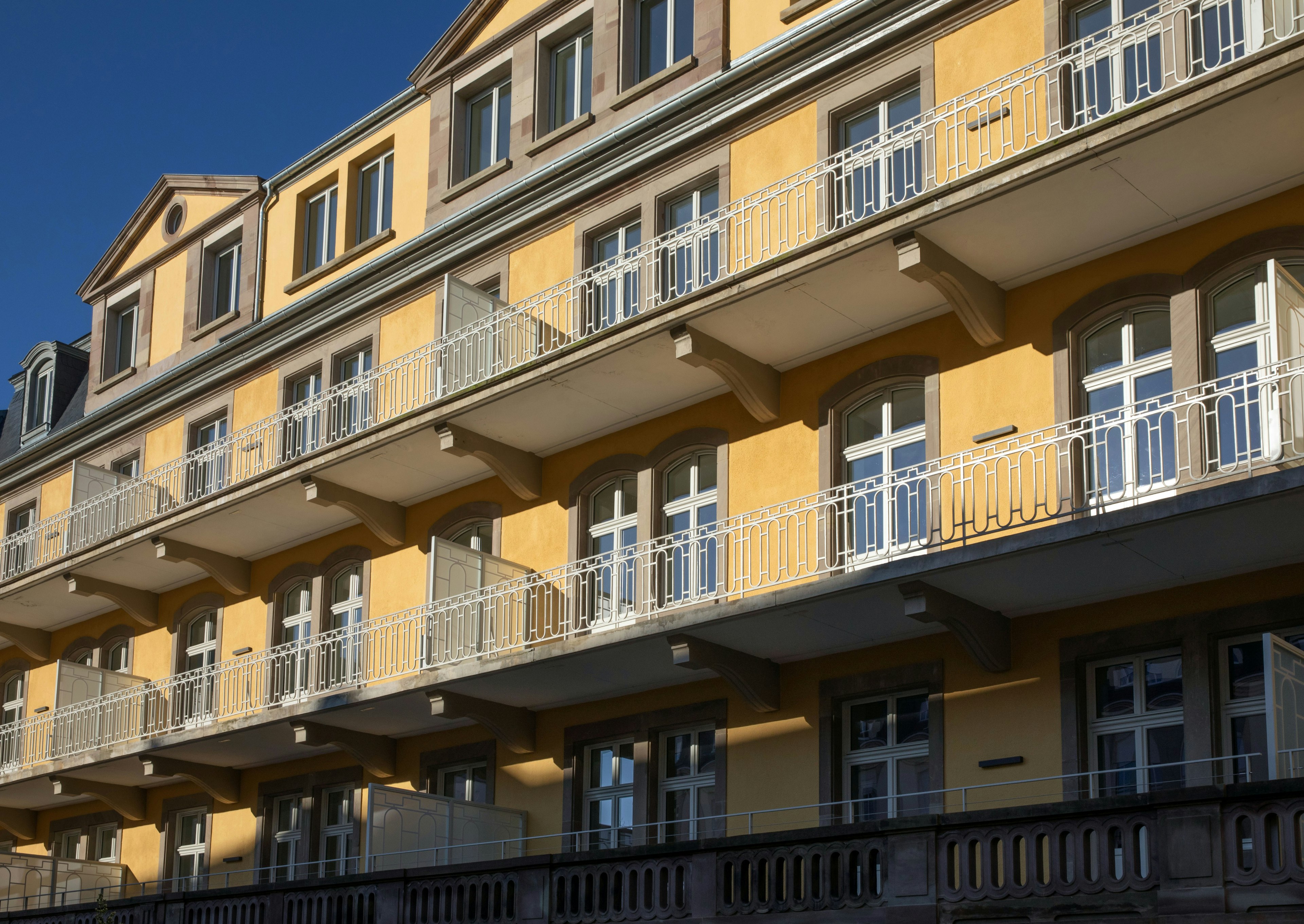 city, apartment building, architecture, building, high rise, urban, balcony, condo, housing