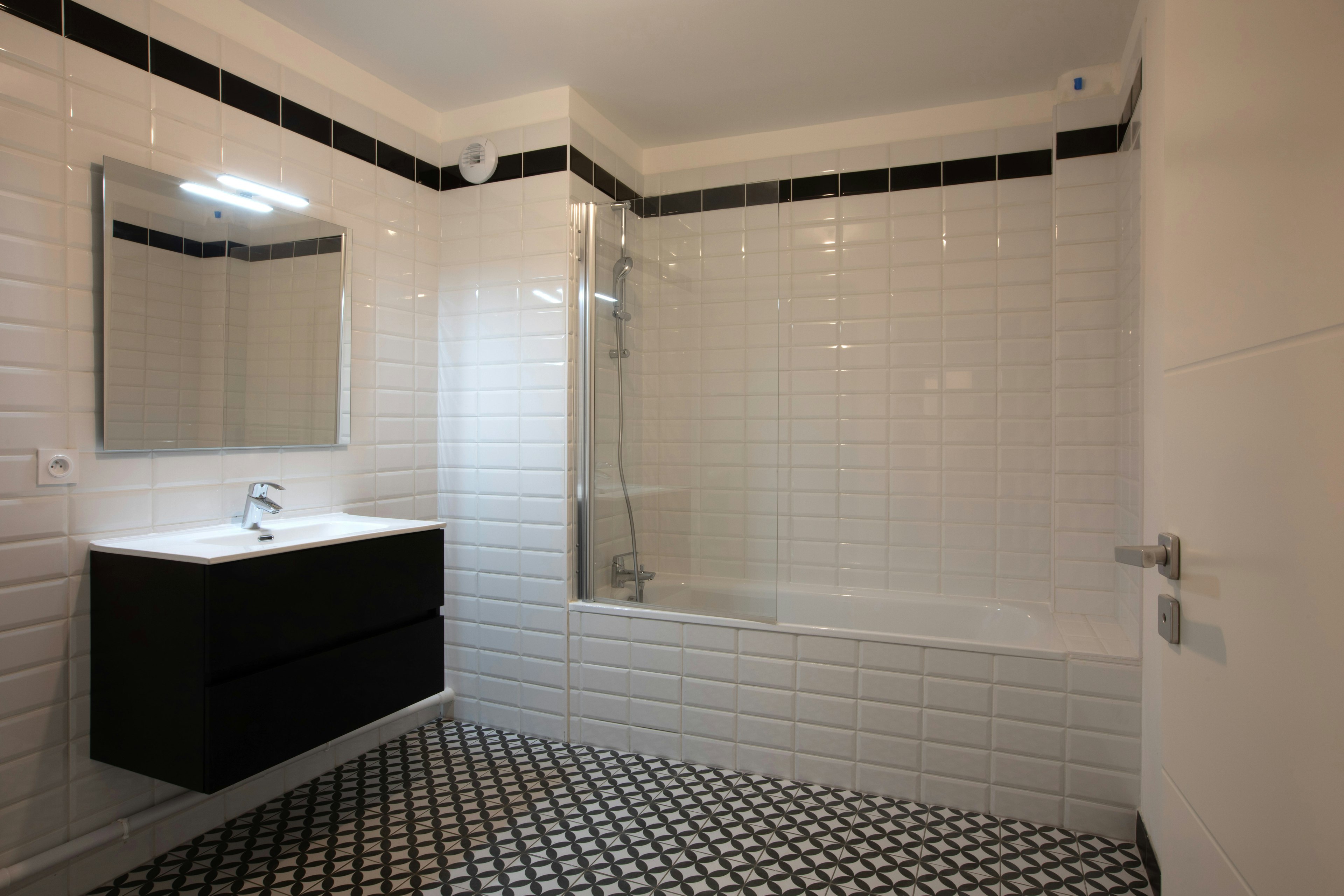 sink, sink faucet, indoors, bathing, bathtub, person, tub